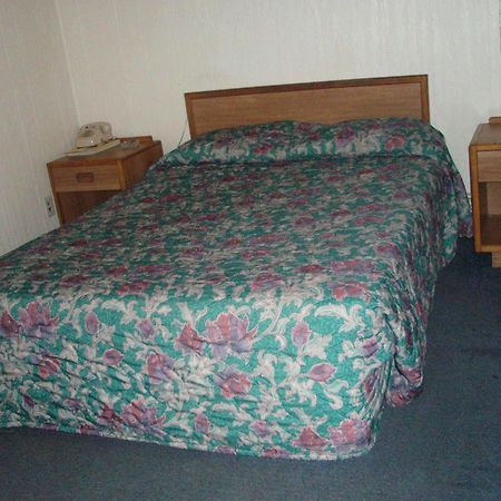 Rosemount Motel Bedford Phòng bức ảnh
